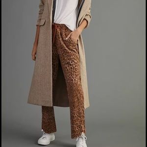 New!  ANTHROPOLOGIE Cottage Corduroy Pant size M.